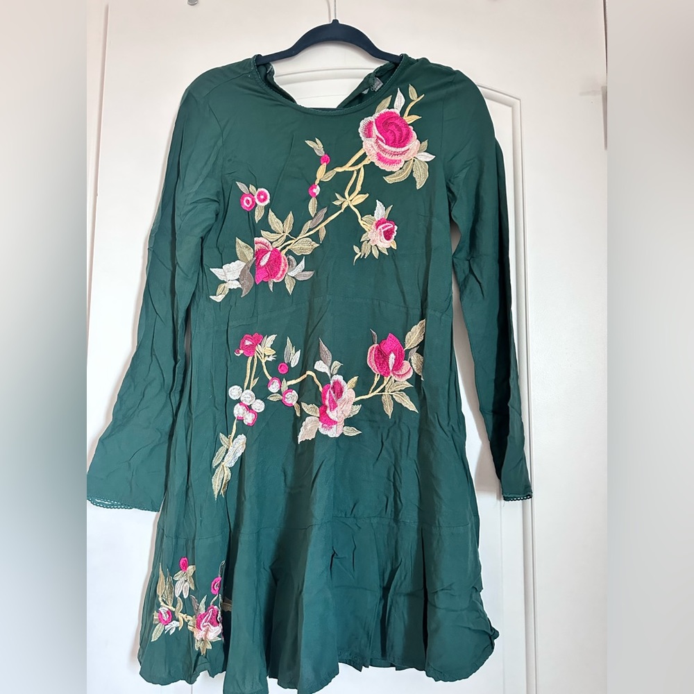 Autumn dress to wear for any occasion